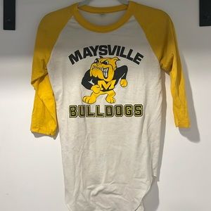 Vintage Maysville Bulldogs-Tshirt Size Small Baseball Tshirt